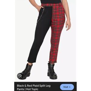 NWOT Hot Topic Women's Sz XL Red & Black Tartan Split Leg‎ Punk Grunge Pants